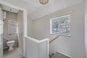 Landing and WC- click for photo gallery